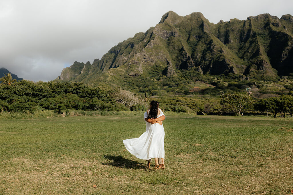 Bride and Groom at their elopement in Oahu, Hawaii